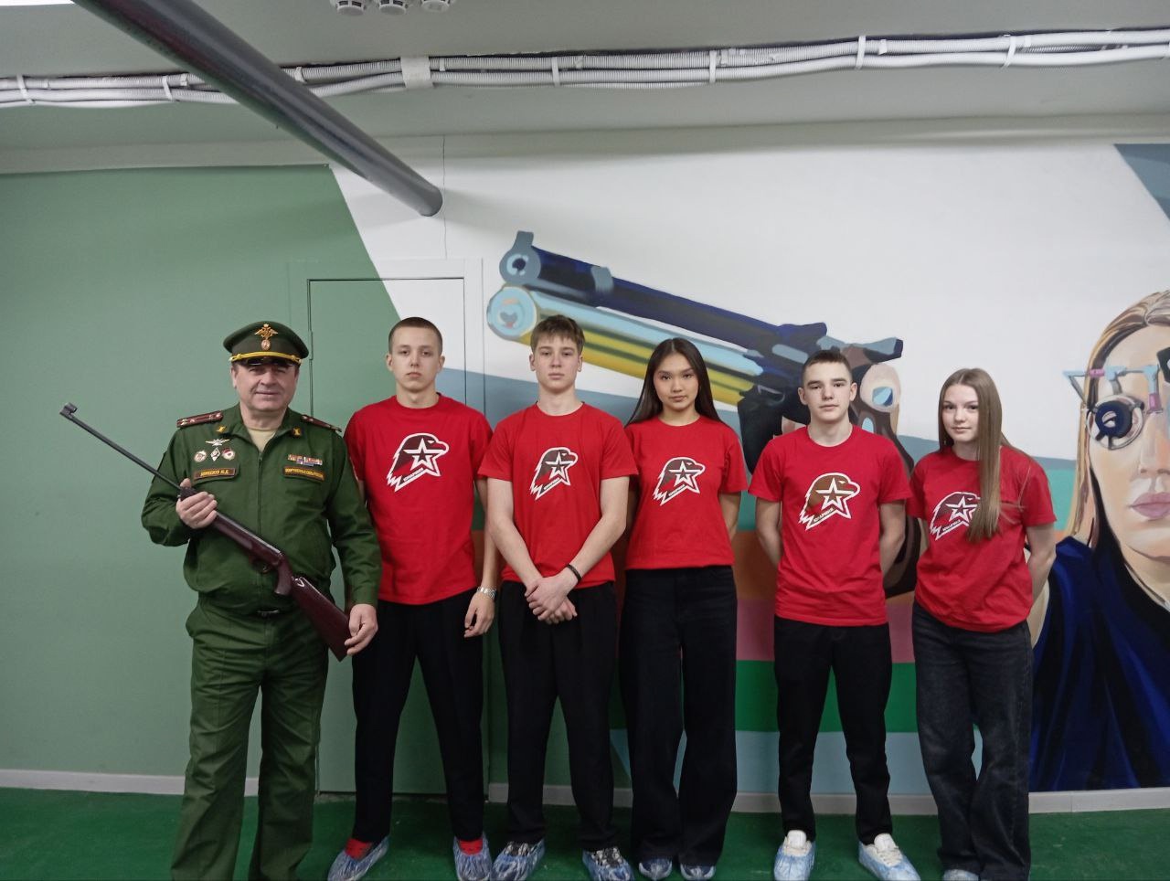 Окружной этап соревнований по стрельбе из пневматической винтовки среди обучающихся 7 - 11 классов и педагогических работников бюджетных общеобразовательных учреждений города Омска, посвященных Победе в Великой Отечественной войне 1941 - 1945 годов.
