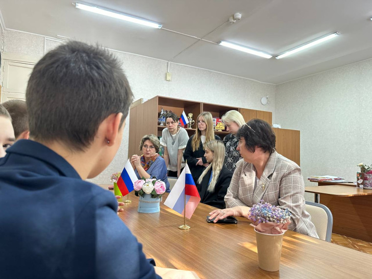 Вместе с директором.